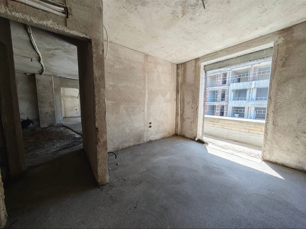 Vendesi Appartamento 2+1. 📍Campo dell'Aviazione. 95 M2. 155.000 💶