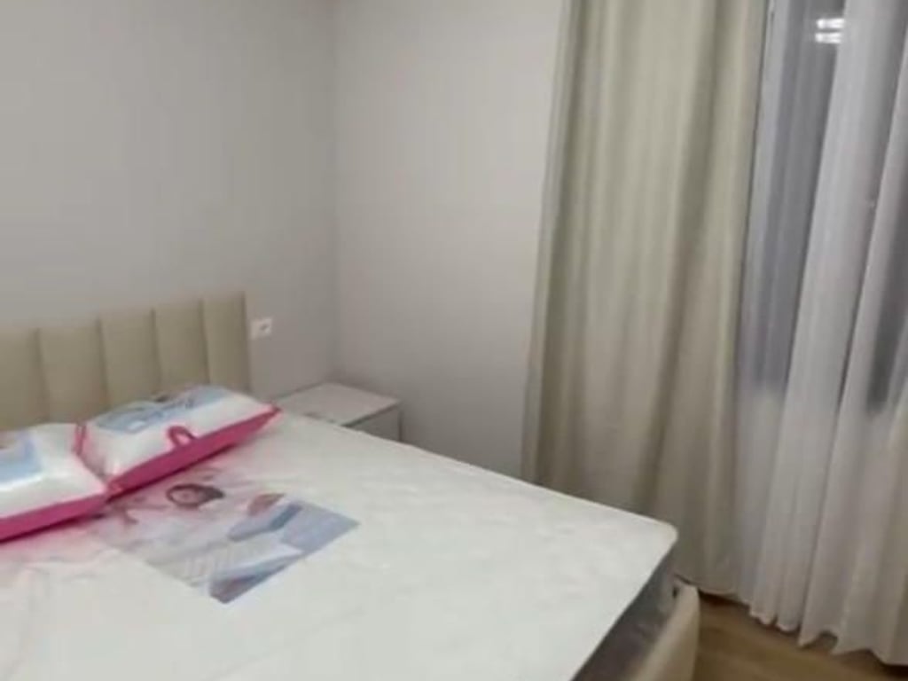 Apartament me qera 2+1