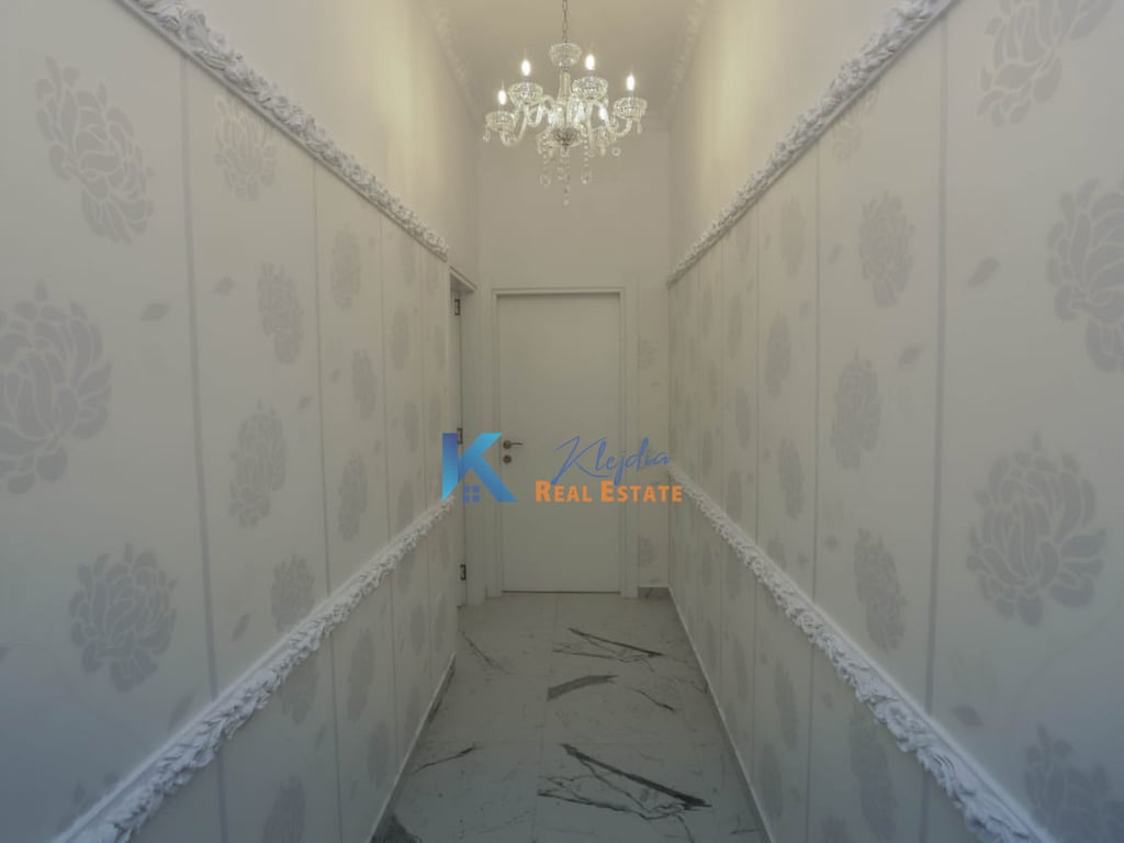 Appartamento 1+1 in Affitto a Square 21