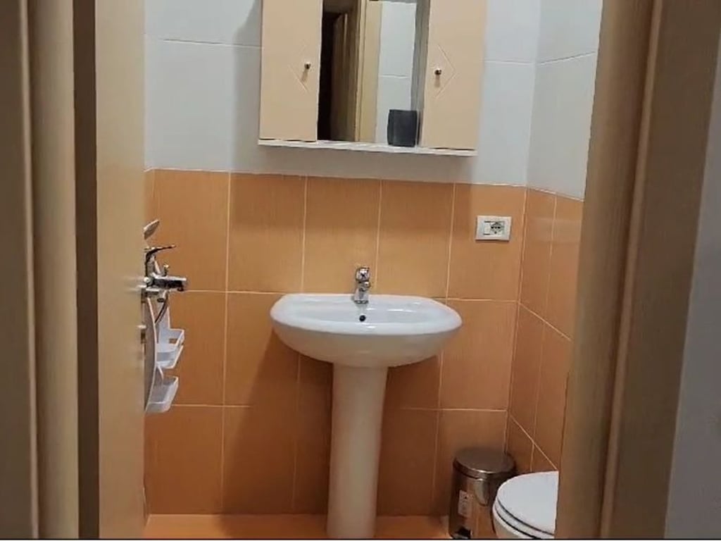 Apartament 2+1 me Qira ,pranë Ish Parkut të Autobuzave, Tiranë