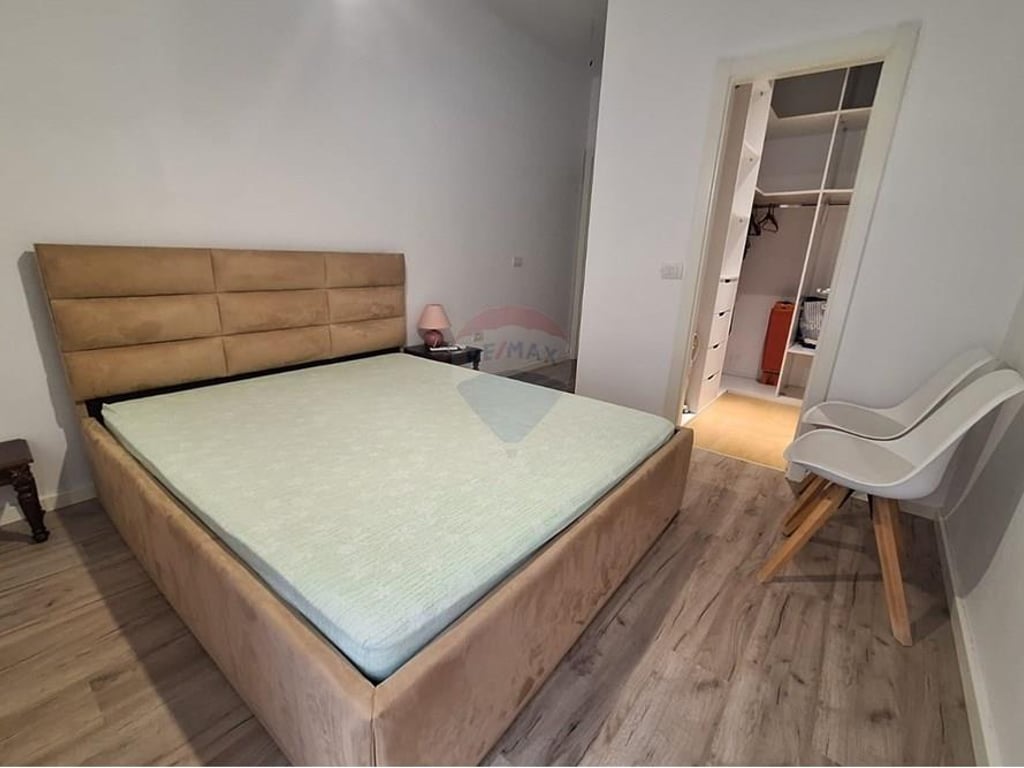 APARTAMENT 2+1 PER QIRA JORDAN MISJA  600 €