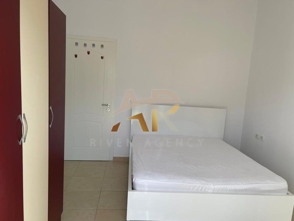 Jepet me qera Apartament 1+1 tek Qytet Studenti