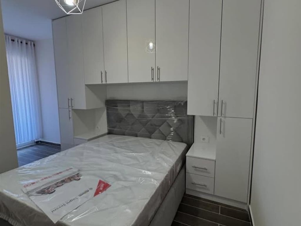 Apartment 2+1 for rent, opposite American Hospital 3 at Golden Park, 500 euros.