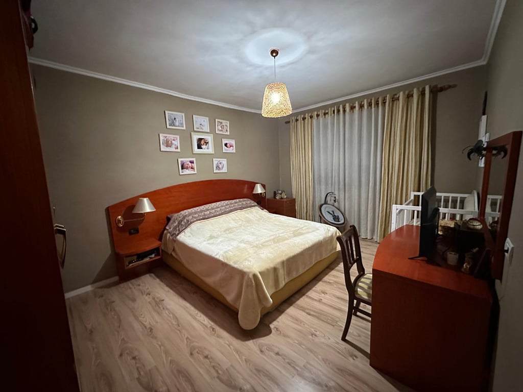 🏡 Apartment for Sale 1+1 – Former Park, Tirana