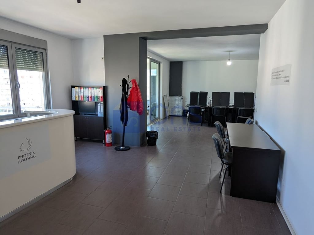 Office space for rent at Zogu i Zi.