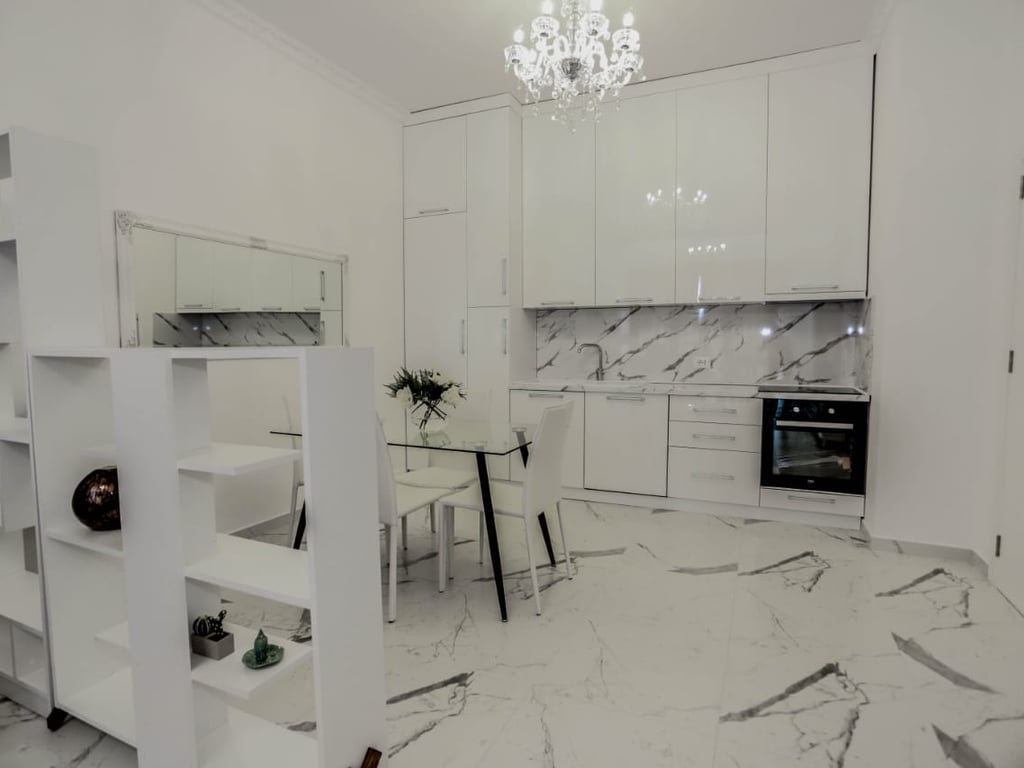 Apartment for rent 1+1 Square 21