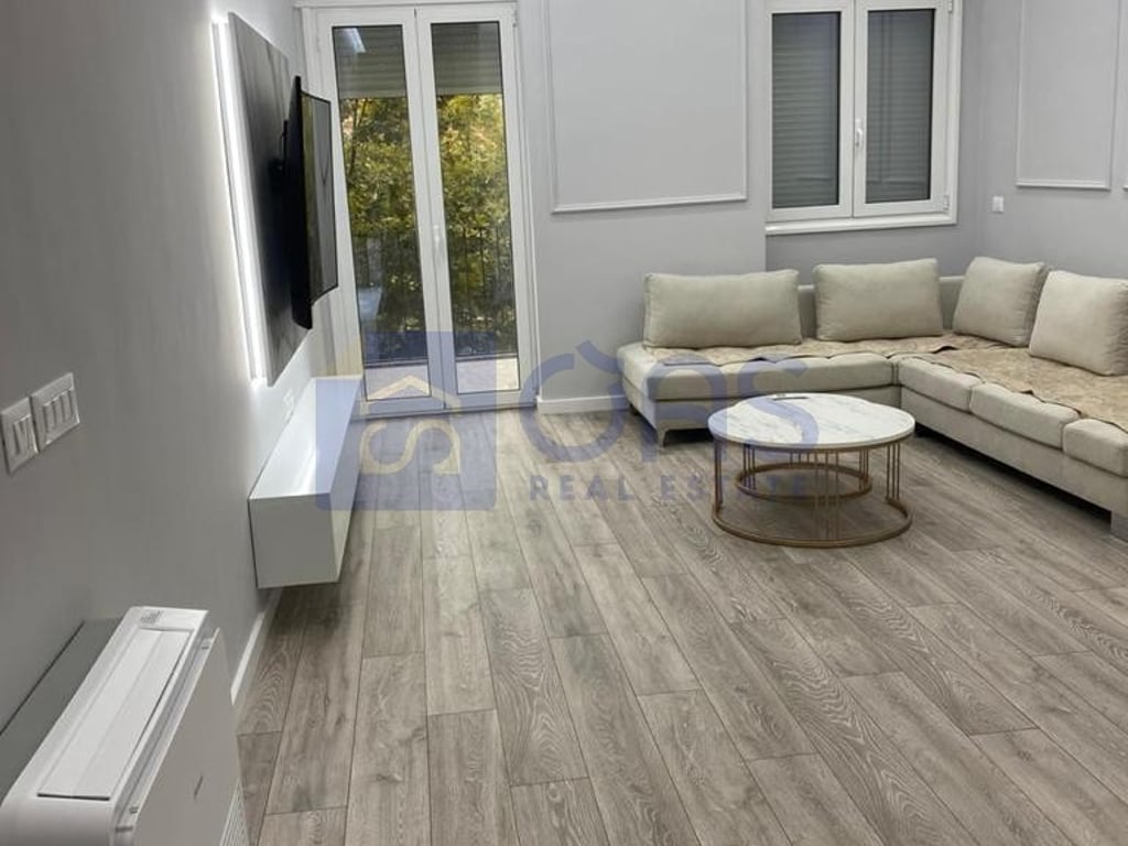 Apartment 2+1 for sale in Vlorë.