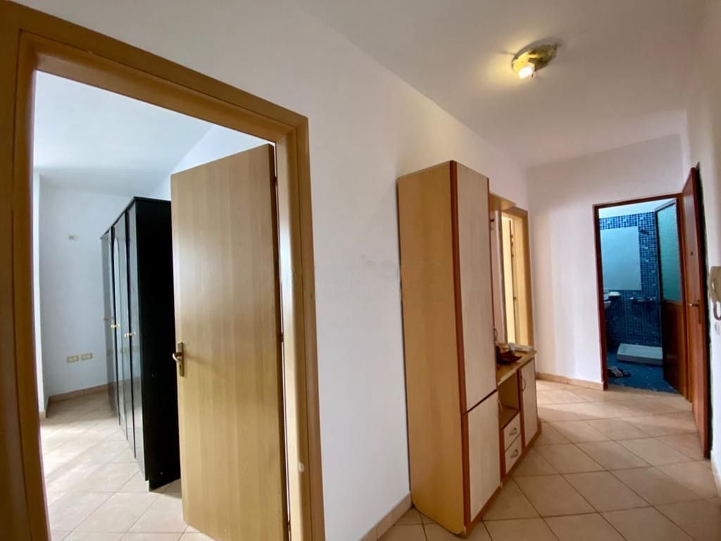 Apartment 1+1 for rent on Barrikadave Street.