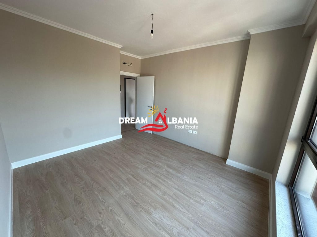 Jepet me qera apartament 2+1+2 per zyra ne Myslym Shyr prane gjimnazit Arben Broci (ID 42215019)