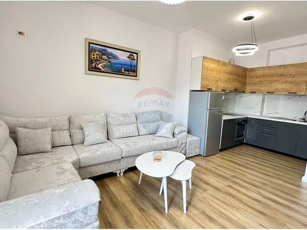 APARTAMENT 1+1 PER SHITJE, YZBERISHT