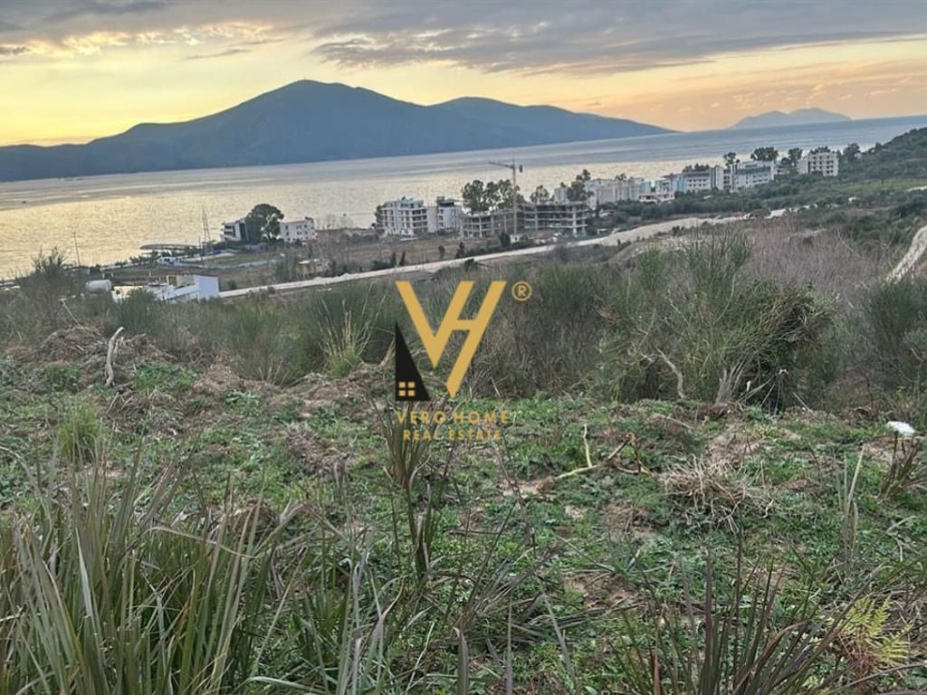 SHITET TOKE 2.250 M2 NE VLORE 220.000 EURO
