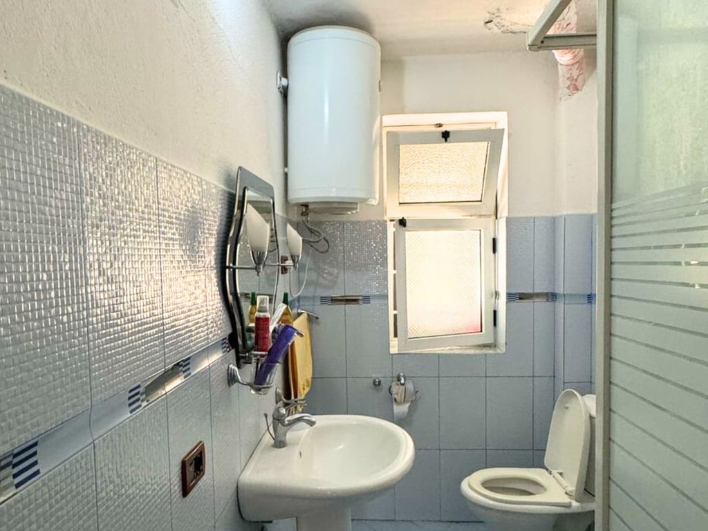 🔥Vendesi appartamento 3+1, lungomare "Indrit Cara", Kavajë 🔥