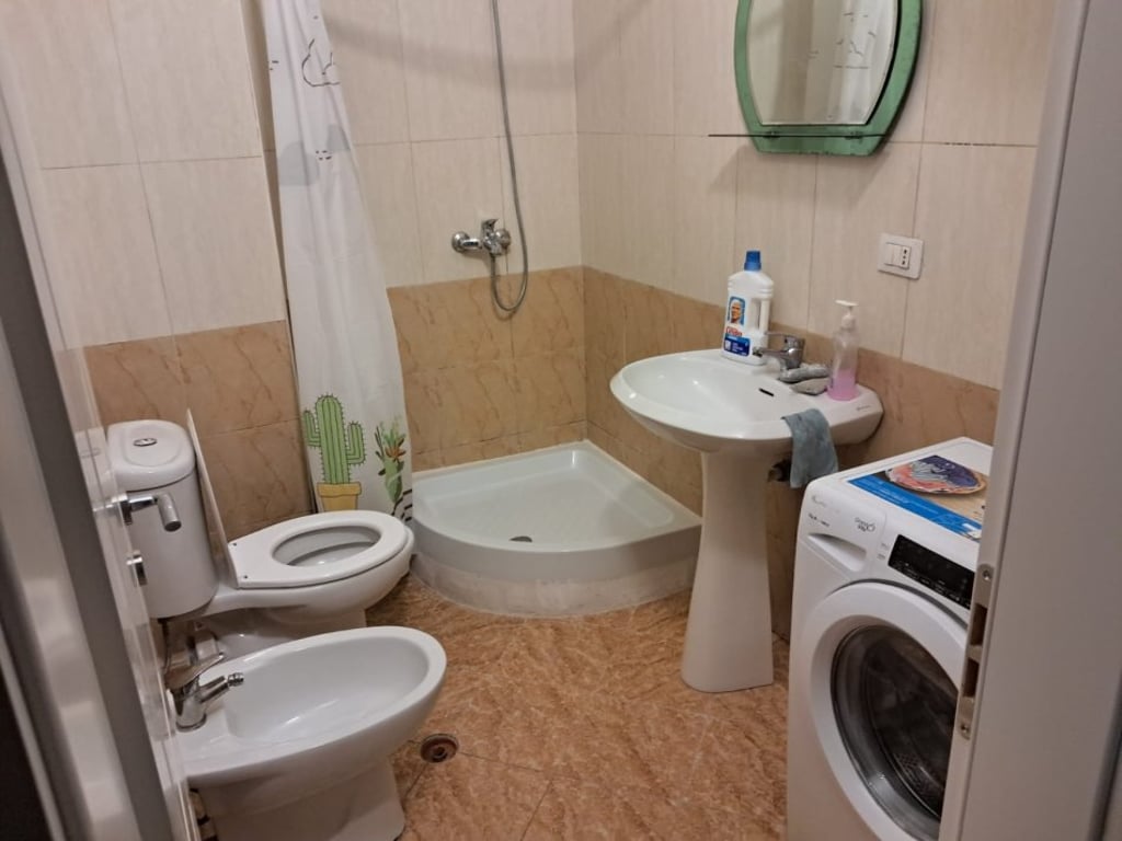 Affittasi appartamento 1+1+1 con balcone