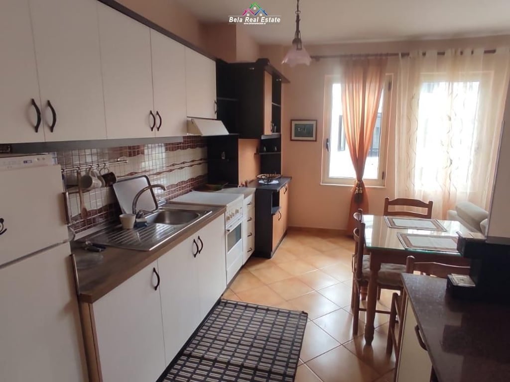 Apartament Me Qera 2+1+2 Tek Kodra e Diellit (ID B2201227) Tirane