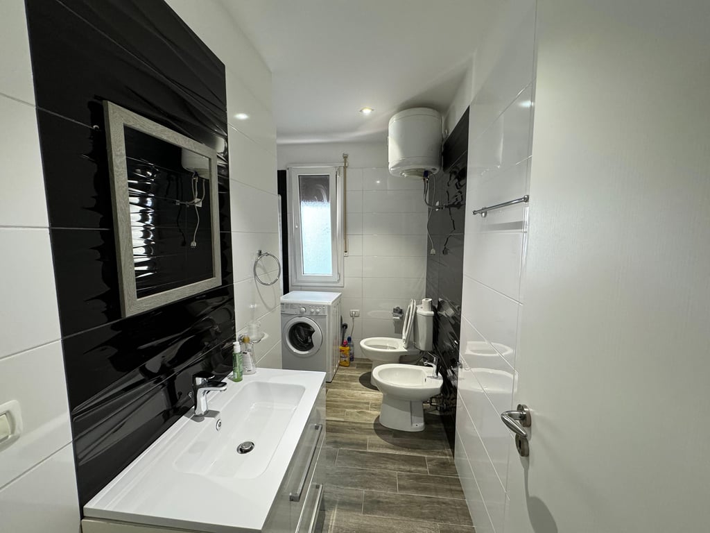 3+2+1 in affitto - 140m2