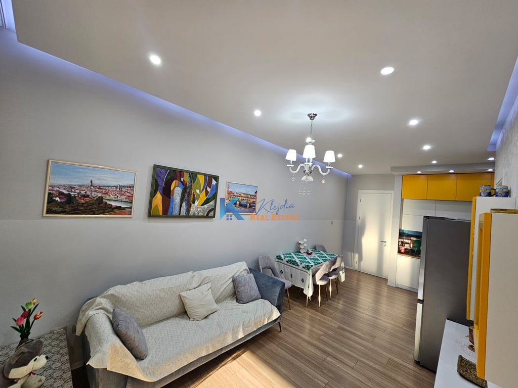 1+1 for rent at Delijorgji Complex