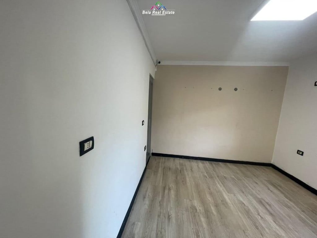 Zyre Me Qera Tek Rruga E Kavajes (ID BZ2594) Tirane