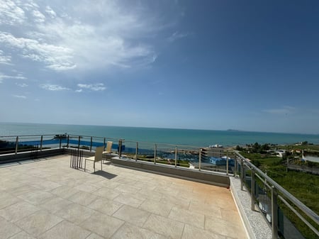 Karpen, villa privata in una posizione fantastica, con vista completa sul mare, Karpen.