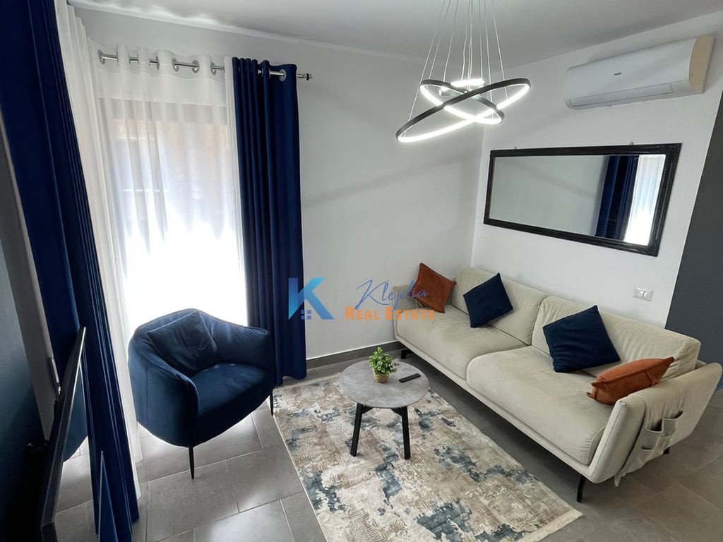 SUPER APARTAMENT 1+1 ME QIRA TE 21 DHJETORI