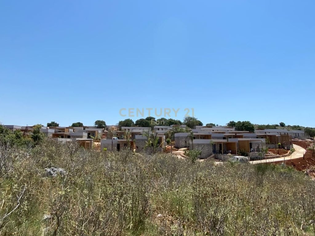 🌄APPARTAMENTO CON GIARDINO IN VENDITA A SAN NICOLAS, PALASE, VLORE