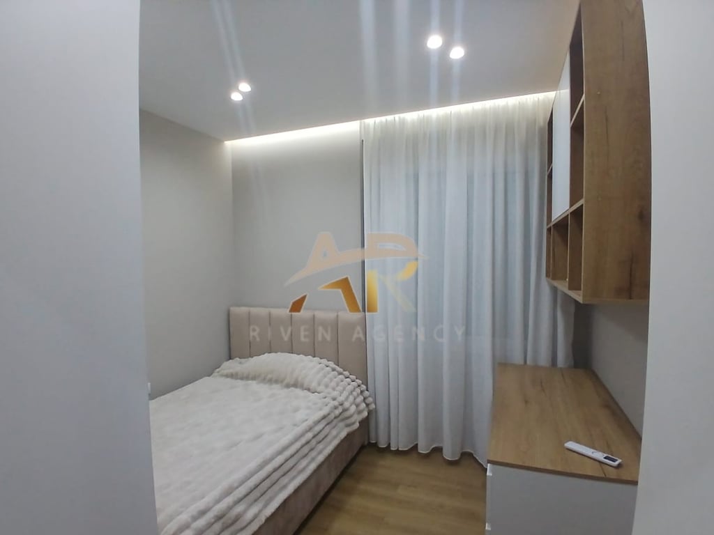 Jepet me qera shtepi 2+1 tek Ish Fusha e Aviacionit