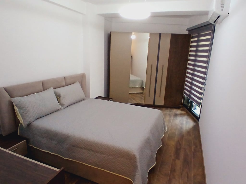 Apartament 2+1+ parkim per qira te Pazari i ri