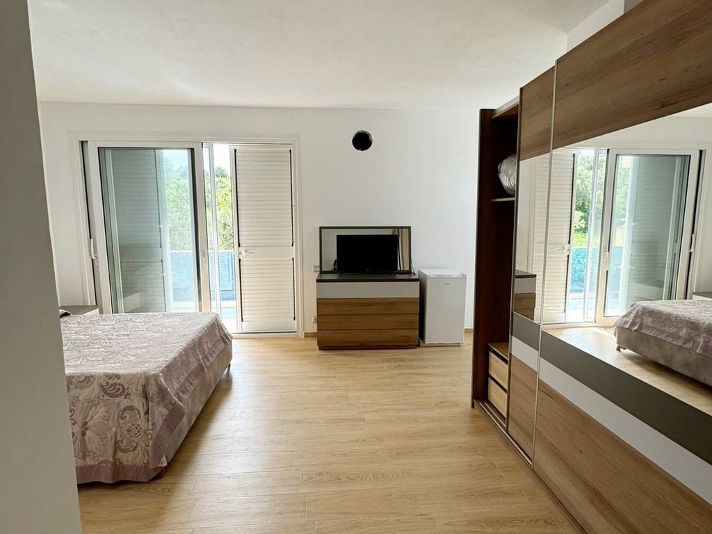 Karpen, private villa in a fantastic position, with a full view of the sea, Karpen.