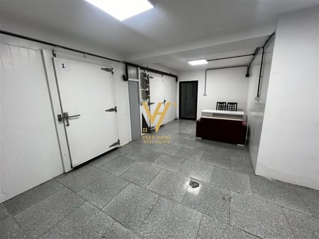 CAMERA FRIGORIFERA IN AFFITTO AL LAGO ASCIUTTO 750 EURO