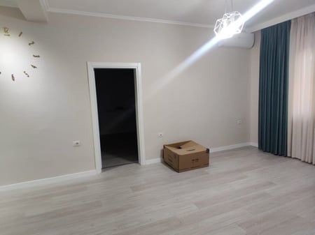 OFFICE FOR RENT 106M2 800 EURO KAVAJES STREET