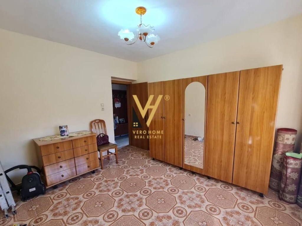 1+1 Apartment with Balcony for Rent on Durresi Street 650 Euro