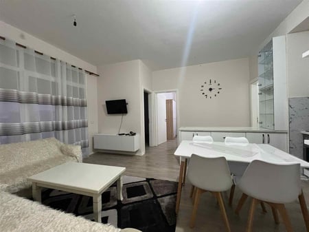 3+1+2 for rent at Fusha e Aviacionit, near Dhora Leka school.