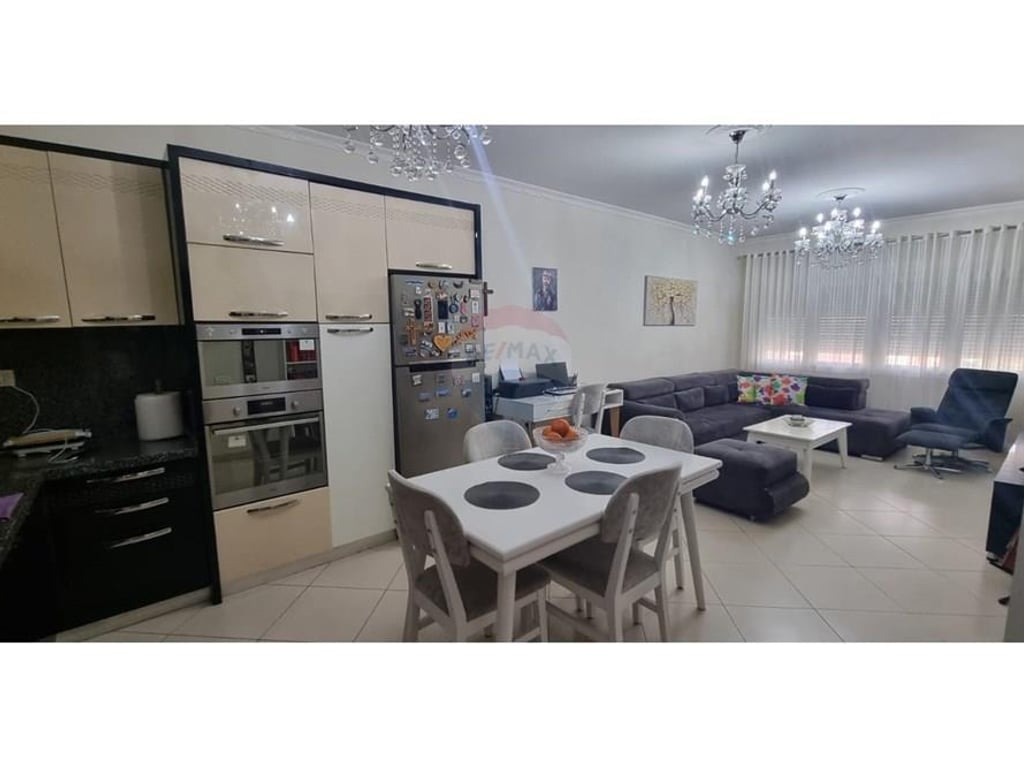 2+1+2 apartment for sale in Astir