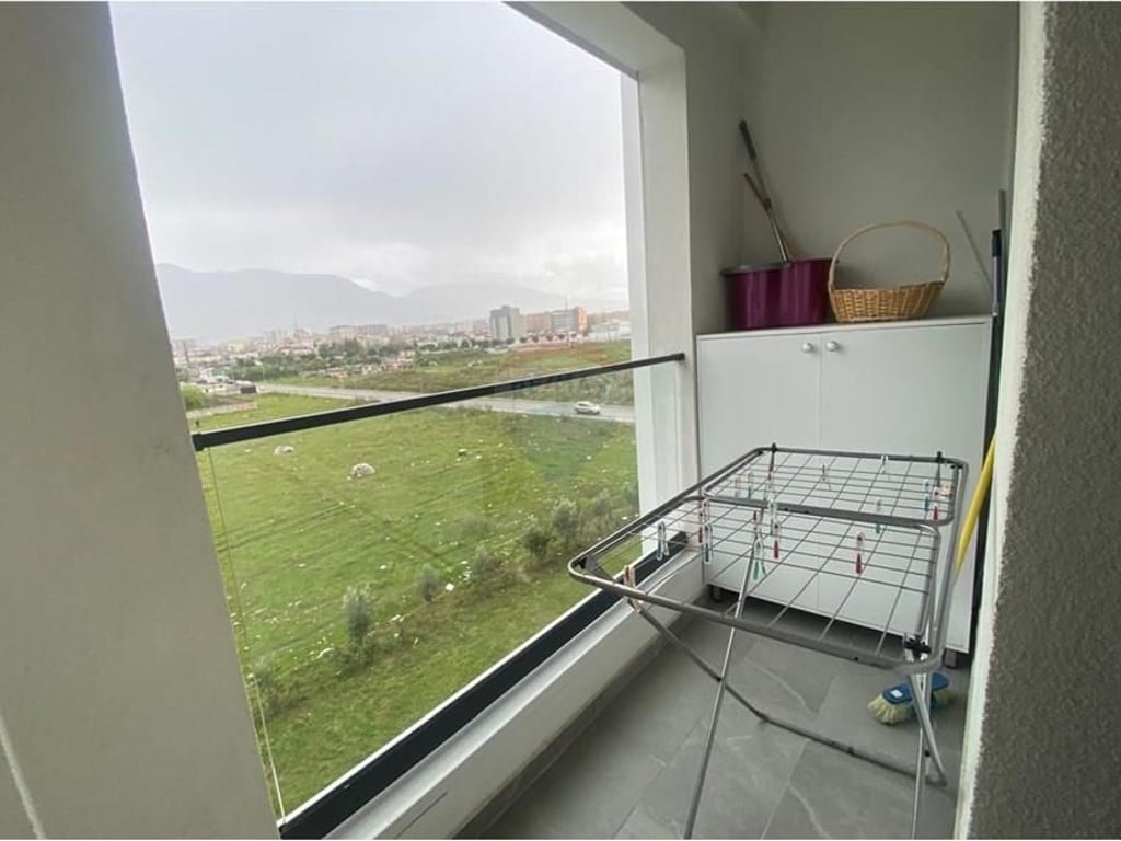 Affittasi appartamento 1+1 + posto auto in via Jordan Misja.