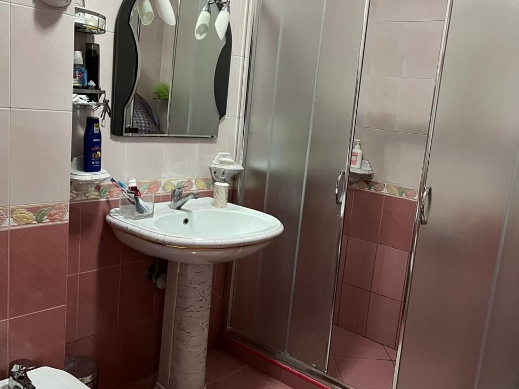 2+1 APARTMENT FOR RENT - BLOCK