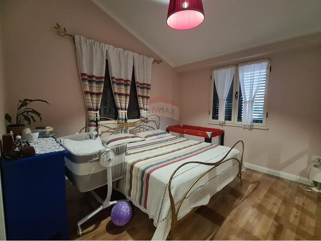 Apartament 2+1 ne shitje prane Ekonomikut!