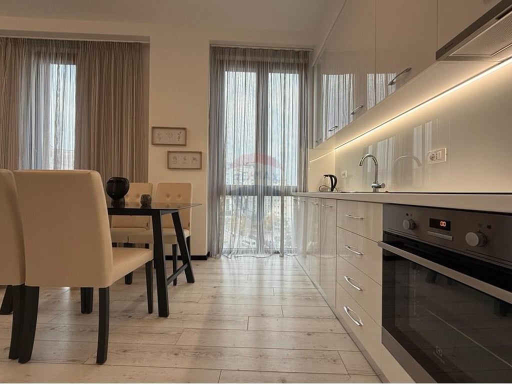 Apartament 2+1+post parkimi me qira Rr.Elbasanit