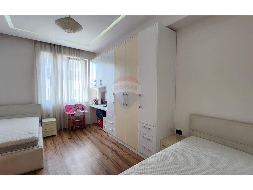 Affittasi appartamento 2+1 in Via Kavajë.