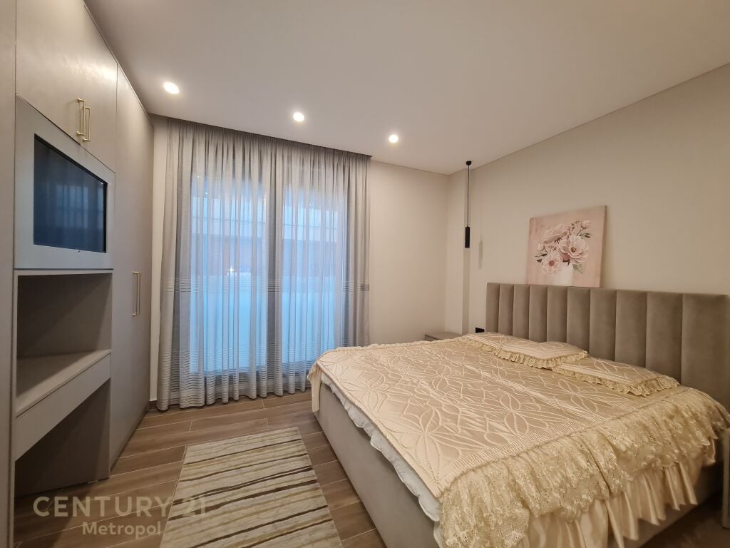 🛋️ SHITET APARTAMENT ME POST PARKIMI NË REZIDENCË PRIVATE, LUNDËR - TEG! | ✨ FOR SALE APARTMENT WITH PARKING IN A PRIVATE RESIDENCE, LUNDËR - TEG!