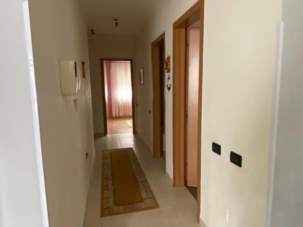 Affittasi 2+1 in Via Fortuzi