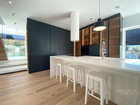 🏡 SHITET VILË NË REZIDENCËN "LONG HILL" 🏡 VILLA FOR SALE IN "LONG HILL" RESIDENCE