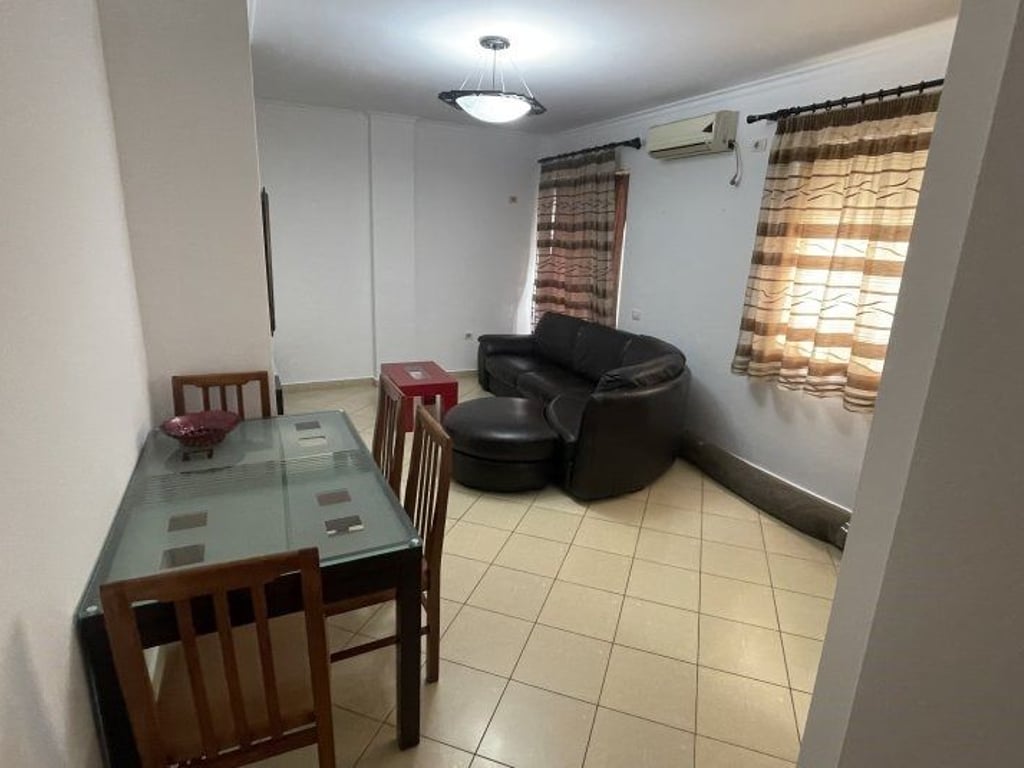 Apartment 2+1 for rent near the joint school, 500 euros.