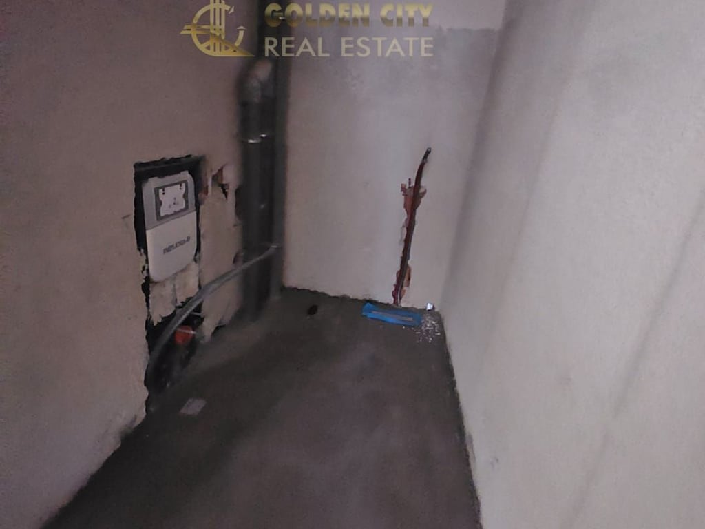 Shitet apartament 2+1+2 Golem