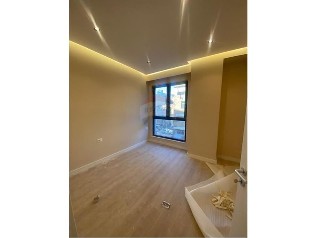 Appartamento 2+1 al Pazari i Ri!