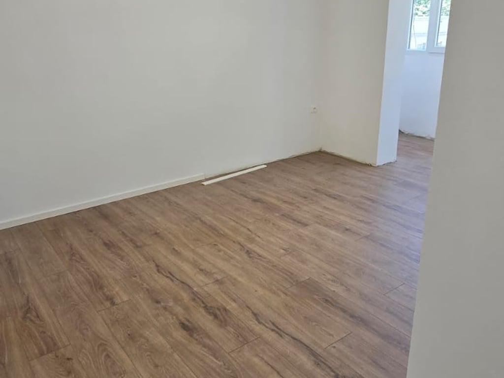 Vendesi Appartamento 2+1 📌Via di Kavaja 169.000 €