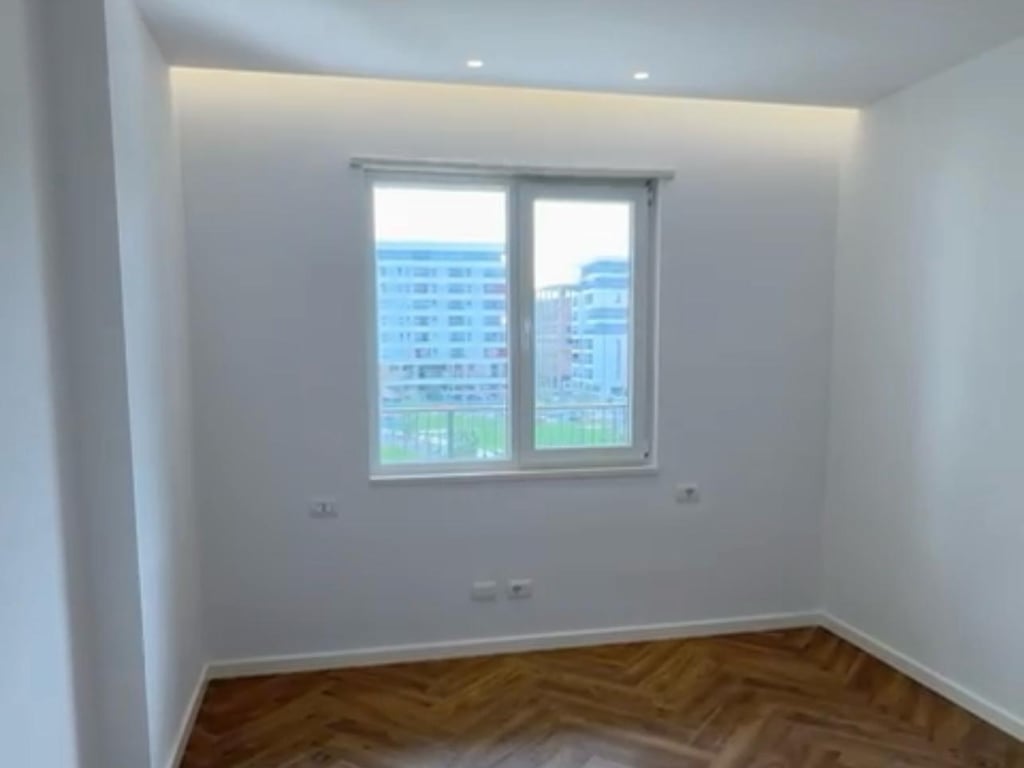 🏢 Shitet Apartament 2+1 – Univers City, Tiranë 🌳