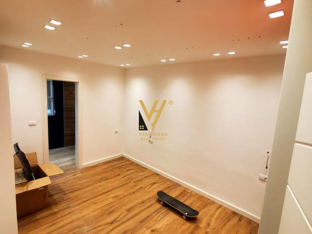 SHITET APARTAMENT 2+1+2 TE MEDRESEJA, PRANE SHKOLLES MISTO MAME 165.000 EURO