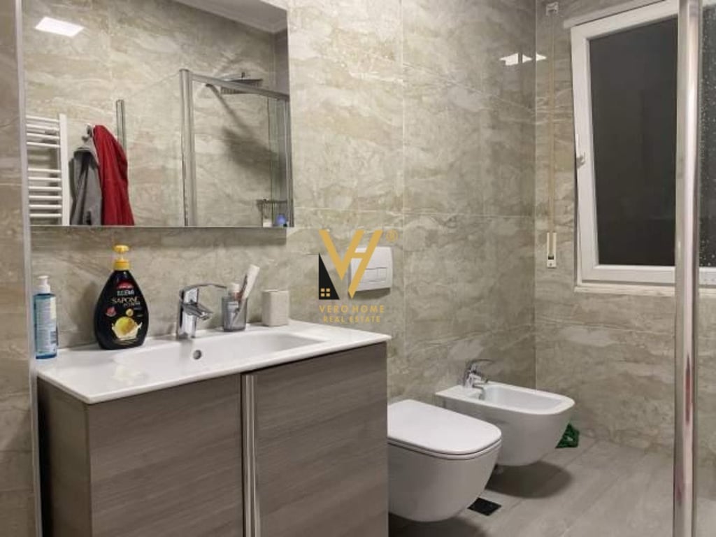 AFFITTASI APPARTAMENTO 2+1+BLK A YZBERISHT PER 700 EURO