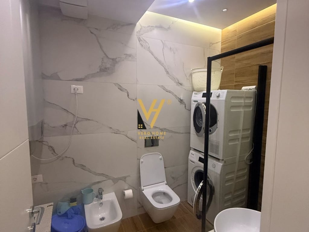 SHITET APARTAMENT 3+1+2BLK TE LIQENI I THATE 300.000 EURO