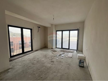 2+1+2 Apartment for Sale