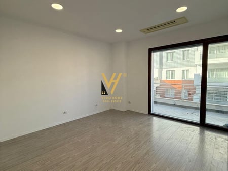 JEPET ZYRE 180 M2 QERA TE DELIJORGJI 250.000 LEKE